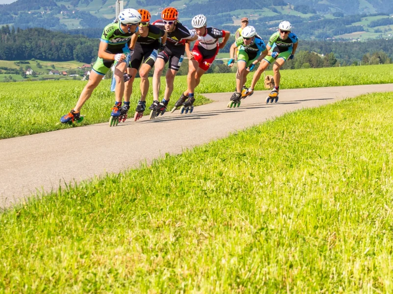 Rolkarze podczas treningu